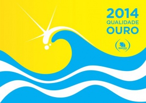 Bandeira atribuída pela Quercus às Praias com Qualidade de Ouro 2014