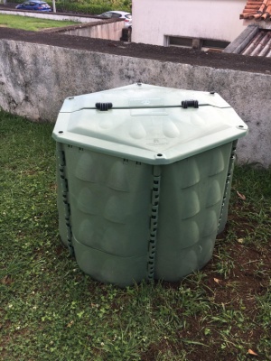C&acirc;mara Municipal de Santa Cruz das Flores instala compostores comunit&aacute;rios